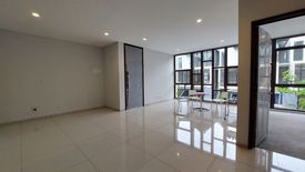 Townhouse dijual dengan 3 kamar tidur di Lebak Bulus, Jakarta