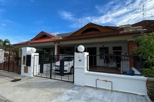 3 Bedroom House for sale in Johor Bahru, Johor