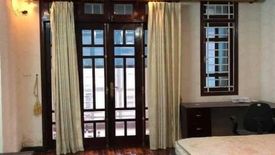 3 Bedroom House for sale in Nga Tu So, Ha Noi