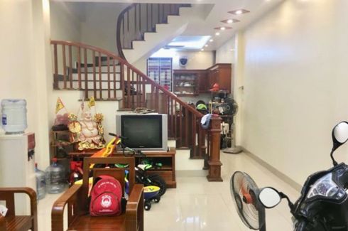 Cần bán nhà riêng 3 phòng ngủ tại Kim Giang, Quận Thanh Xuân, Hà Nội