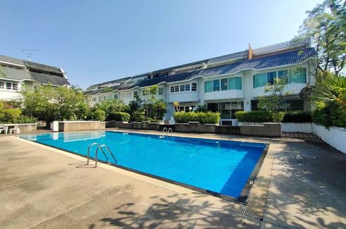 3 Bedroom Townhouse for sale in Prompak Place, Khlong Tan Nuea, Bangkok
