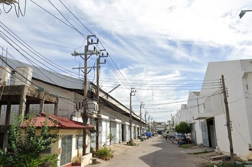 Warehouse / Factory for rent in Thepharak, Samut Prakan near BTS Pu Chao