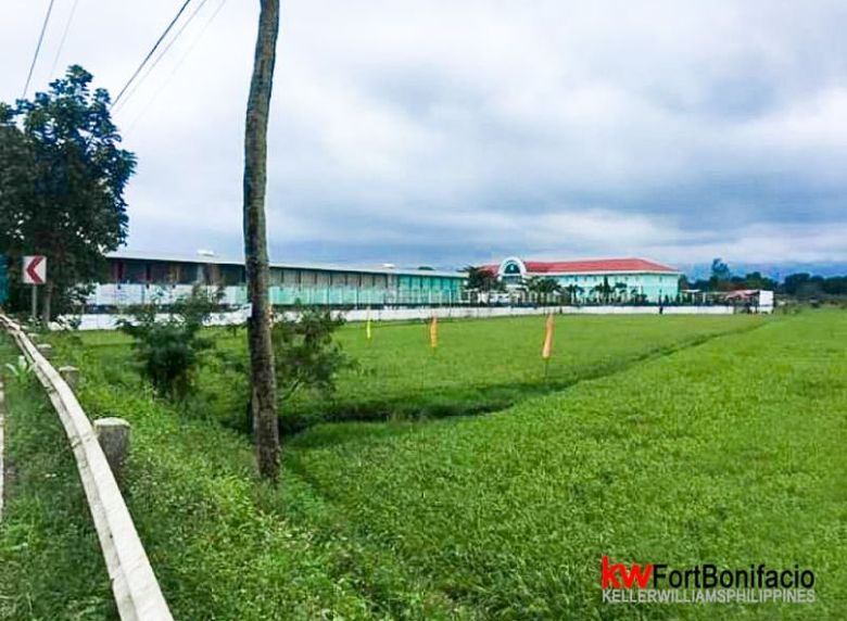 Rarely available lot near Municipal Hall & Highlander Hotel and Resort