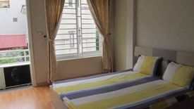 6 Bedroom House for sale in Nga Tu So, Ha Noi