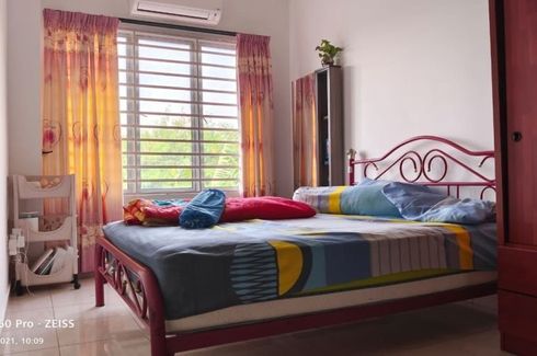 4 Bedroom House for sale in Taman Seri Sementa, Selangor