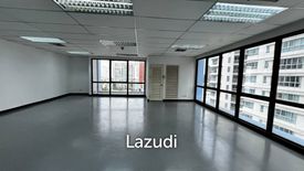 Office for rent in Khlong Toei Nuea, Bangkok near MRT Sukhumvit