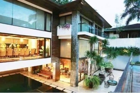 5 Bedroom House for sale in Forbes Park North, Metro Manila near MRT-3 Buendia