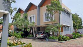 Townhouse dijual dengan 3 kamar tidur di Ciputat, Banten