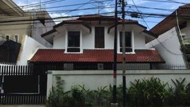 Rumah dijual atau disewa dengan 5 kamar tidur di Ancol, Jakarta
