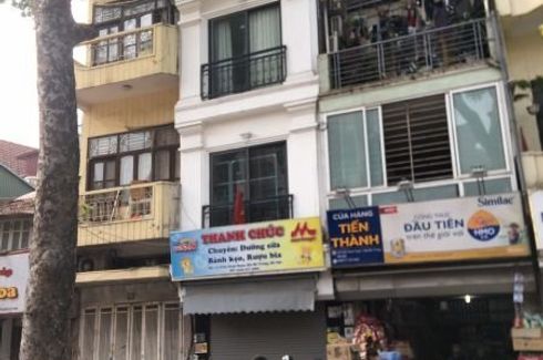 Cho thuê nhà phố 4 phòng ngủ tại Điện Biên, Quận Ba Đình, Hà Nội