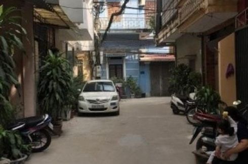 Cần bán nhà riêng 4 phòng ngủ tại Kim Mã, Quận Ba Đình, Hà Nội