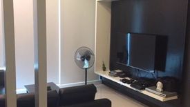 1 Bedroom Condo for sale in 8 Forbestown Centre, Taguig, Metro Manila