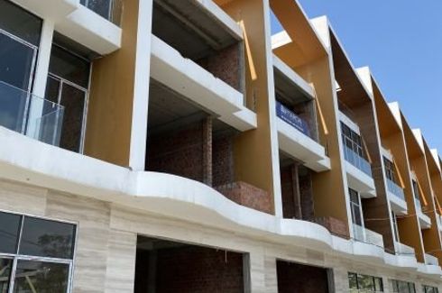 4 Bedroom Townhouse for sale in Nai Hien Dong, Da Nang