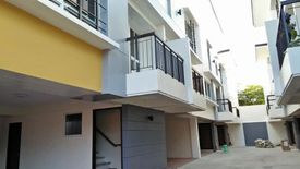 5 Bedroom Townhouse for sale in Fairview, Metro Manila