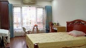 Cần bán nhà riêng 5 phòng ngủ tại Dịch Vọng Hậu, Quận Cầu Giấy, Hà Nội