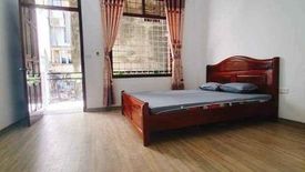 3 Bedroom House for sale in Nga Tu So, Ha Noi