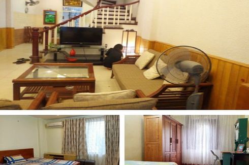 Cần bán nhà riêng 4 phòng ngủ tại Yên Hòa, Quận Cầu Giấy, Hà Nội