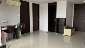 2 Bedroom Condo for sale in J.W. Boulevard Srivara, Phlapphla, Bangkok near MRT Huai Khwang