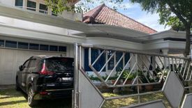 Rumah dijual dengan 12 kamar tidur di Alamendah, Jawa Barat
