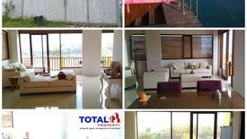 Rumah dijual atau disewa dengan 3 kamar tidur di Jimbaran, Bali