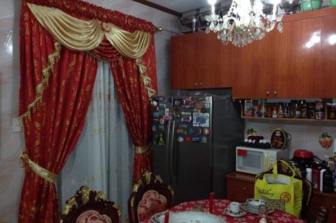 5 Bedroom House for sale in Talon Singko, Metro Manila