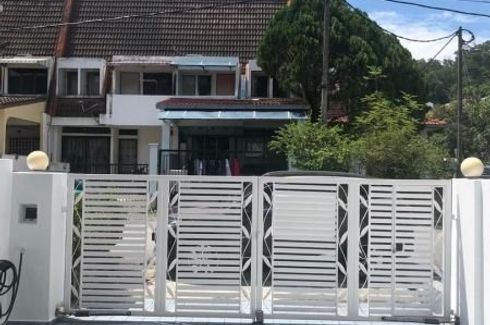 4 Bedroom House for sale in Taman Seri Gombak, Selangor