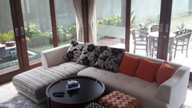 Villa dijual atau disewa dengan 5 kamar tidur di Alamendah, Jawa Barat