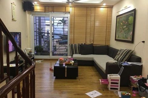 4 Bedroom House for sale in Giang Vo, Ha Noi
