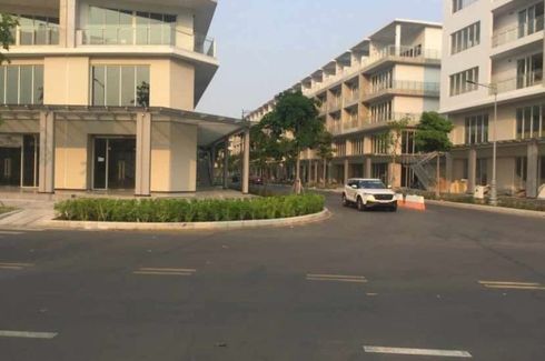 5 Bedroom Townhouse for sale in Binh Trung Tay, Ho Chi Minh
