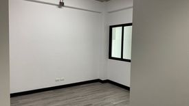 1 Bedroom Office for rent in Phra Khanong, Bangkok near BTS Thong Lo