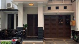 Townhouse dijual dengan 4 kamar tidur di Cipete Utara, Jakarta