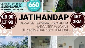 Rumah dijual dengan 4 kamar tidur di Antapani Kidul, Jawa Barat