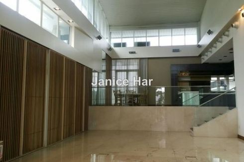 6 Bedroom Villa for sale in Bukit Pantai, Kuala Lumpur