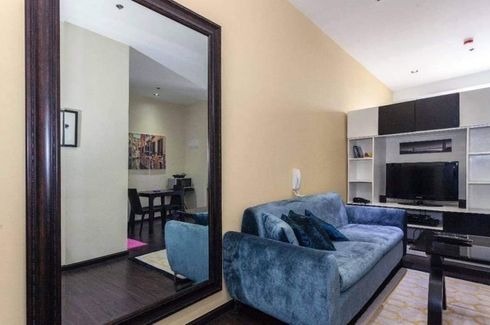 1 Bedroom Condo for sale in Urdaneta, Metro Manila near MRT-3 Ayala