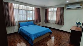 4 Bedroom Condo for rent in Rishi Court, Khlong Toei Nuea, Bangkok near Airport Rail Link Makkasan