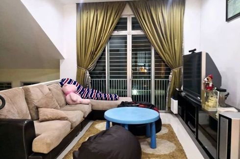 6 Bedroom House for sale in Taman Pelangi Indah, Johor