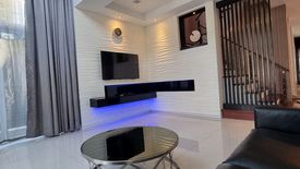 5 Bedroom House for sale in Lat Yao, Bangkok