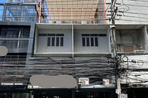 Commercial for rent in Phra Khanong, Bangkok near BTS Ekkamai