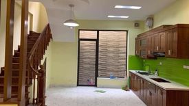 4 Bedroom House for sale in Thuy Khue, Ha Noi