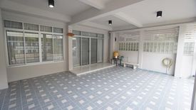 ให้เช่าทาวน์เฮ้าส์ 4 ห้องนอน ใน ดินแดง, ดินแดง ใกล้ MRT ศูนย์วัฒนธรรมแห่งประเทศไทย