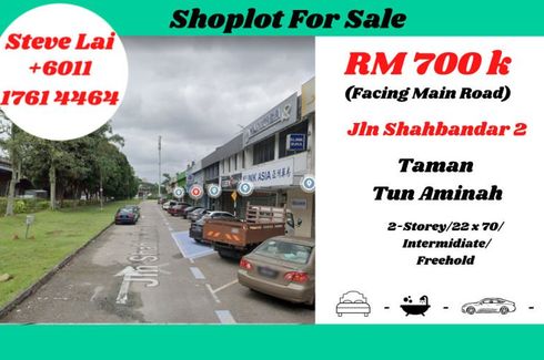 Commercial for sale in Taman Ungku Tun Aminah, Johor