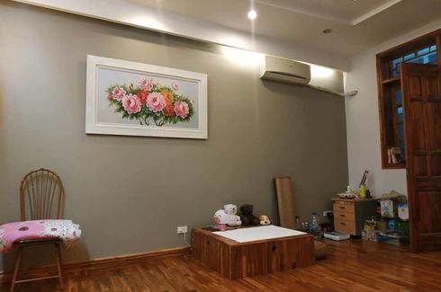 Cần bán nhà riêng 4 phòng ngủ tại Thổ Quan, Quận Đống Đa, Hà Nội