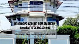 Komersial dijual dengan 3 kamar tidur di Rawamangun, Jakarta