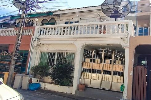 3 Bedroom Townhouse for rent in Phra Khanong Nuea, Bangkok