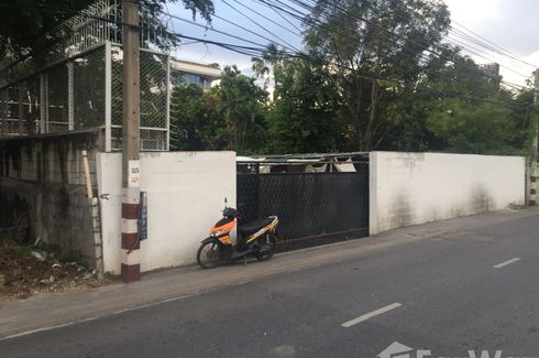 Land for sale in Phra Khanong, Bangkok near BTS Ekkamai
