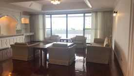 3 Bedroom Condo for rent in Govind Tower, Khlong Toei Nuea, Bangkok near BTS Nana