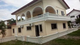 4 Bedroom House for sale in Pulungbulu, Pampanga