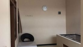 Rumah dijual dengan 3 kamar tidur di Penjaringan Sari, Jawa Timur