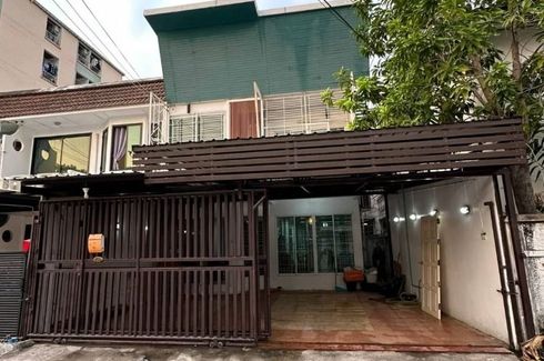 ให้เช่าบ้าน 2 ห้องนอน ใน ดินแดง, ดินแดง ใกล้ MRT ศูนย์วัฒนธรรมแห่งประเทศไทย