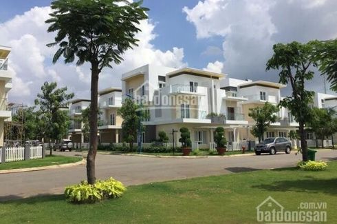 Cần bán villa 4 phòng ngủ tại Phú Hữu, Quận 9, Hồ Chí Minh